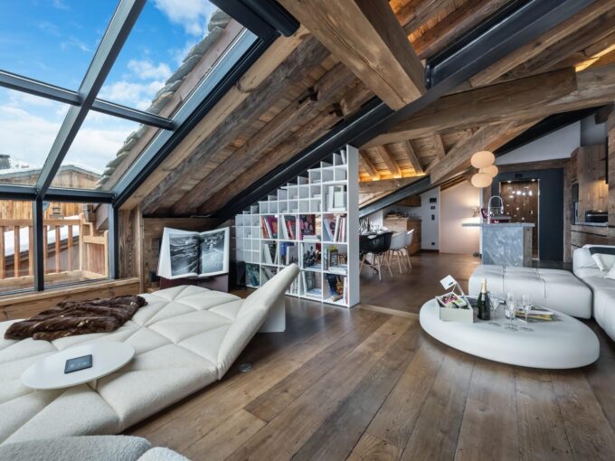 Chalet Snowy Breeze Image 01