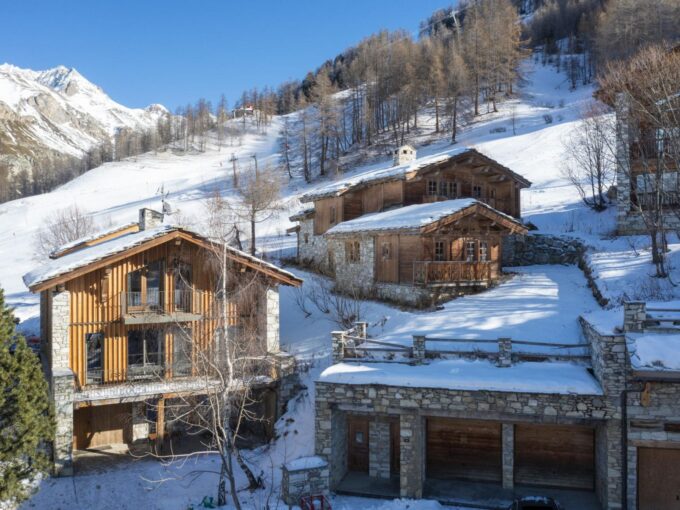 Chalet Kitsune Image 01