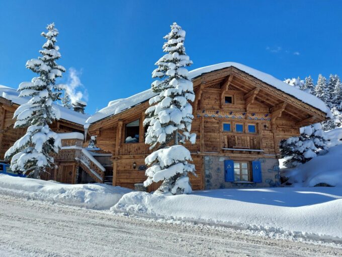 Chalet Anchorage Image 01