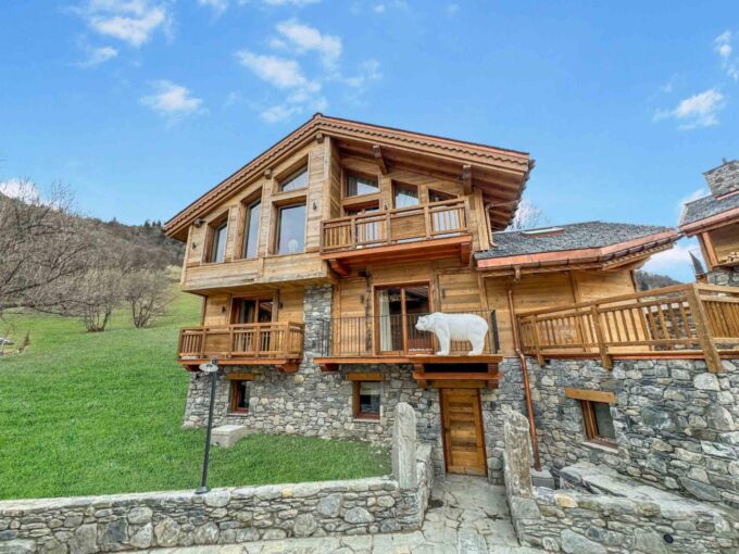 Chalet Yolo Image 01