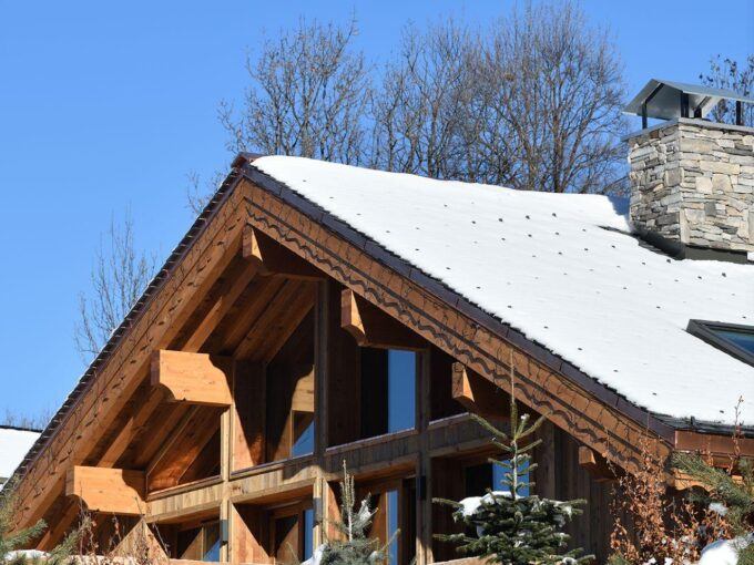 Chalet Black Peak Image 12