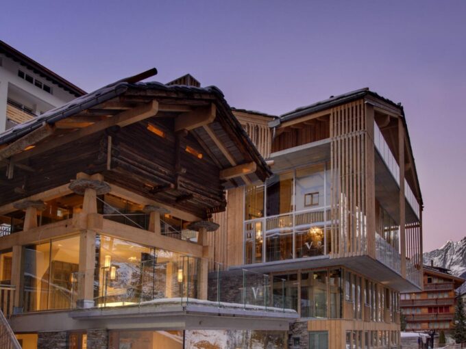 Chalet Backstage Loft Image 01