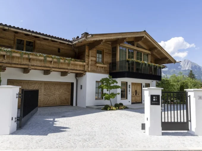 Chalet K Image 01