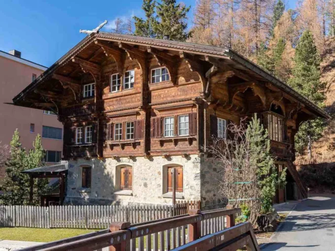Chalet San Gian Image 01