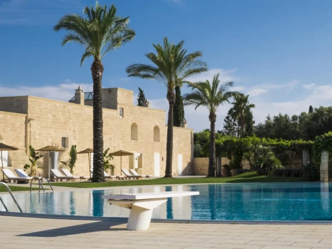 Masseria-dei-Papi-Puglia-Pool-2