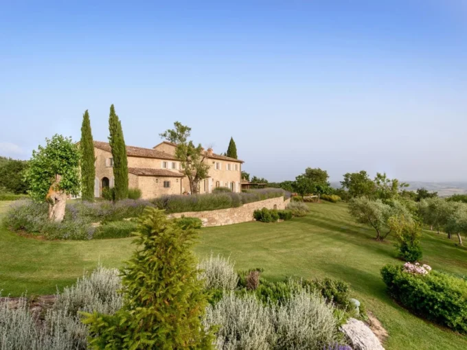 Tramonti-Tuscany-Exterior