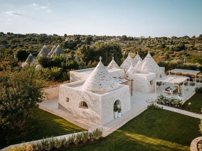 Trulli-Pomona-Puglia-3-Exterior