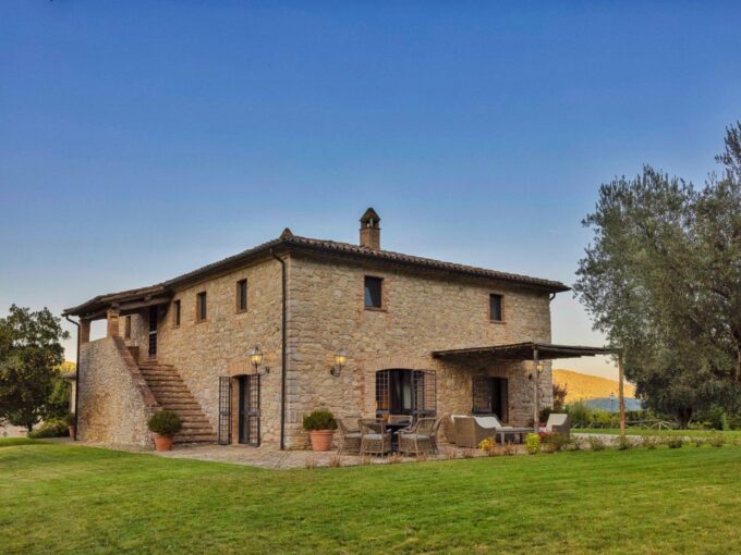 Villa-Arpeggio-Umbria-Exterior