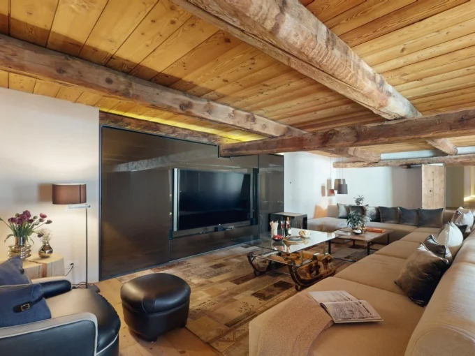 Chalet Chesa Laret Image 01
