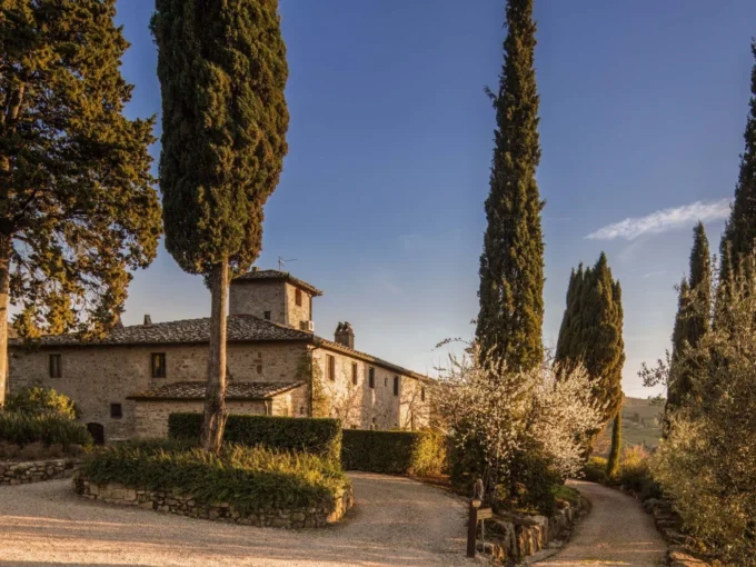 villa-luce-tuscany-exterior